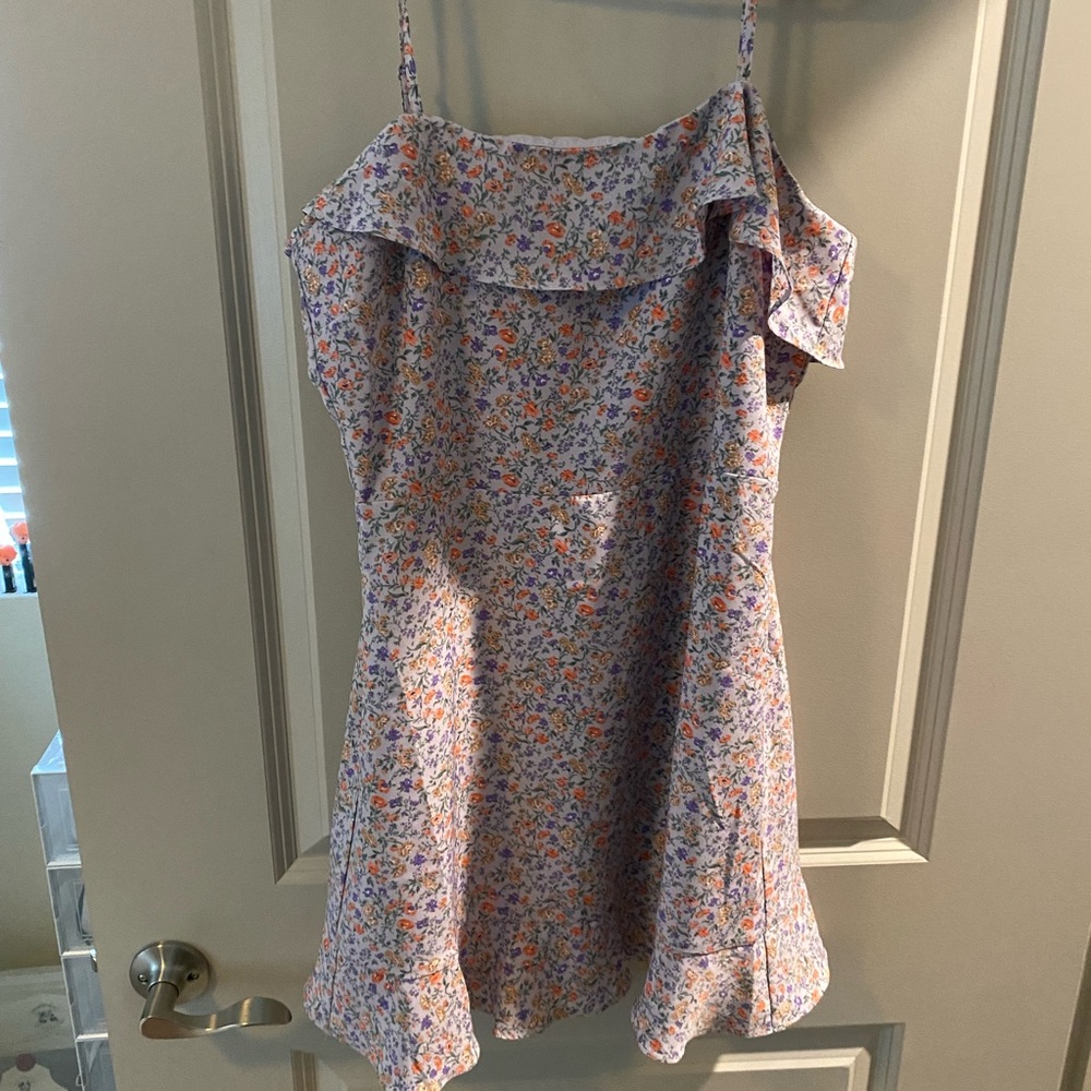 Adorable mini dress!